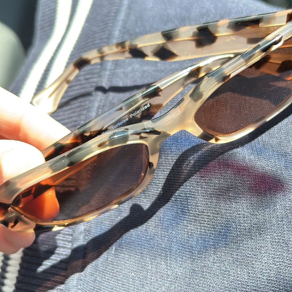 Tortoiseshell Rectangular Sunglasses - Brown Lenses - Picture 2 of 2